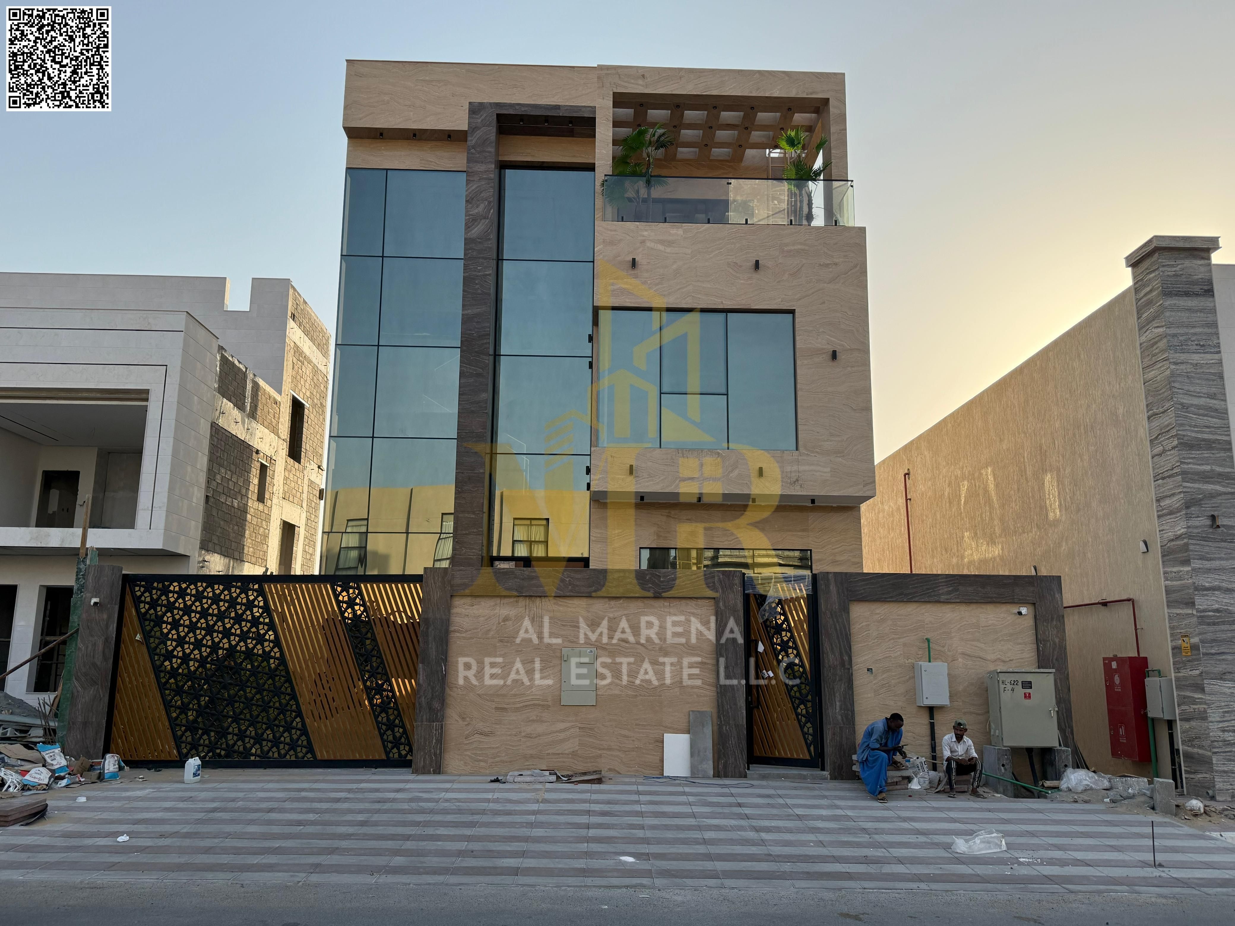 A villa with all electricity, water and air conditioning fees included, on the main street, ready to move in, in the most prestigious areas of Ajman.