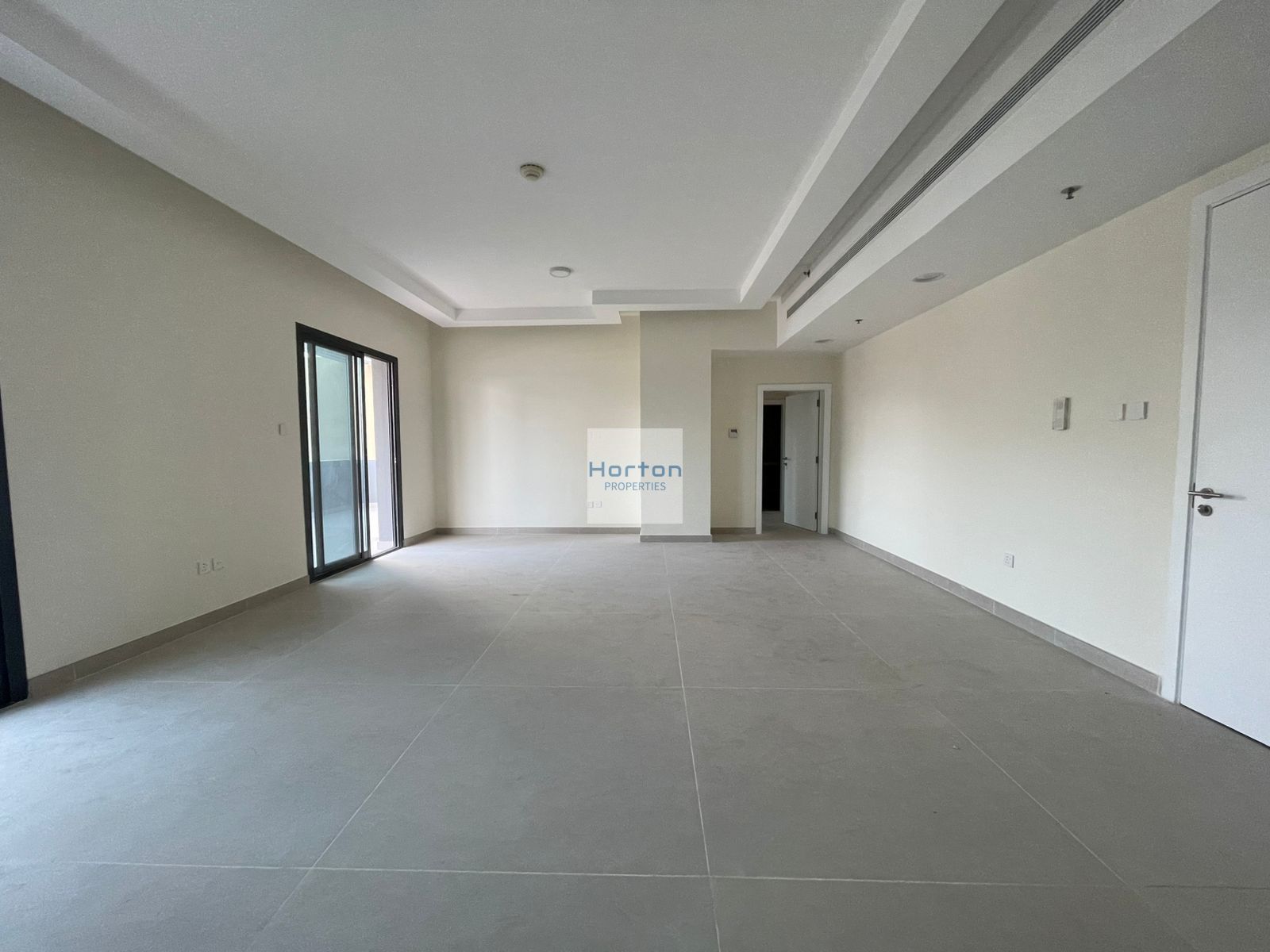 COMMUNITY VIEW I UNFURNISHED I SPACIOUS