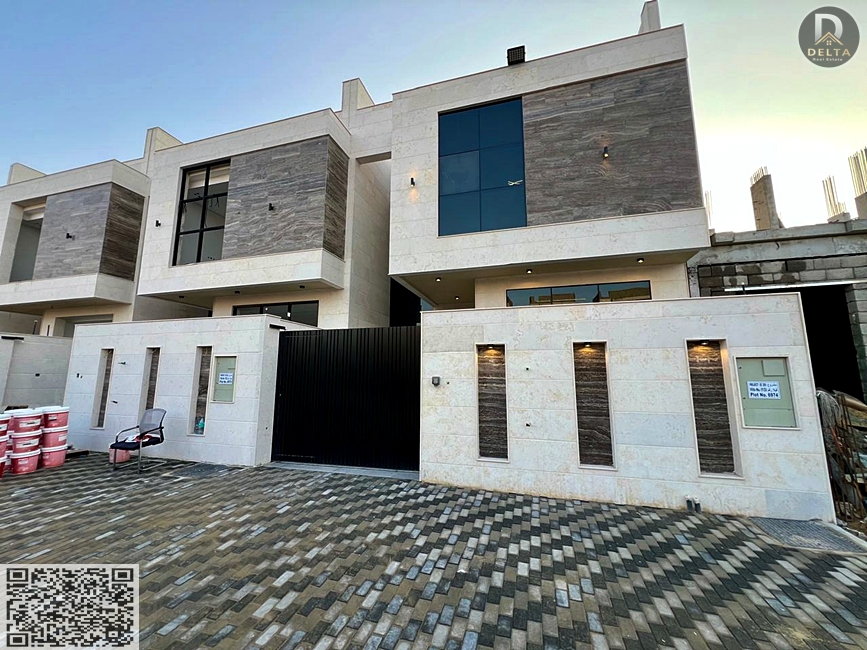 Villa for Sale | 5 Bedrooms | With Built-in Wardrobes + Rooftop | Al-Haliyo Area | Special Price Includes Registration Fees