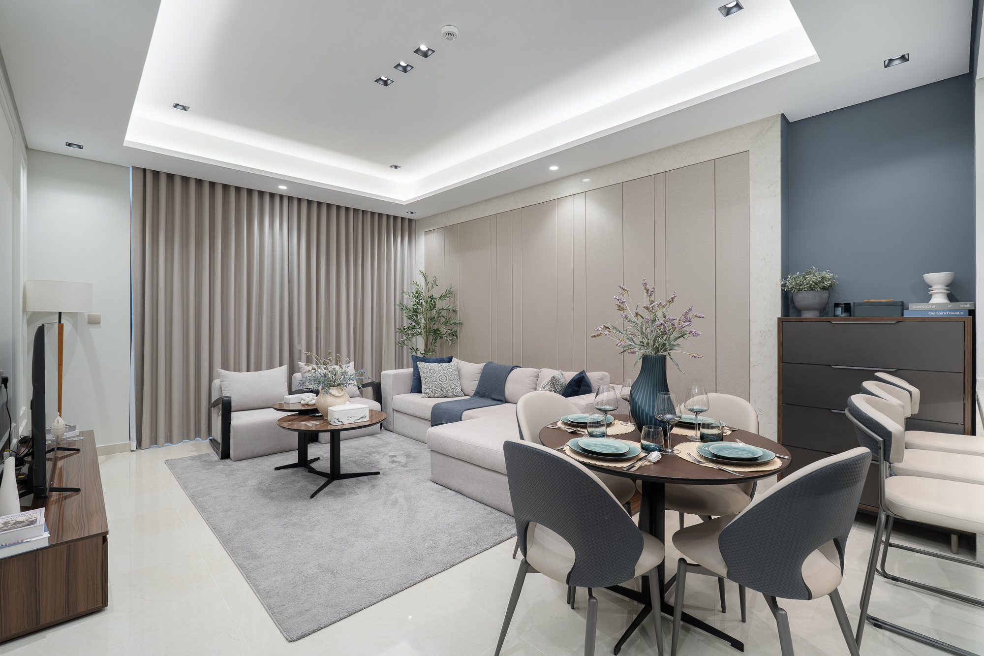 Premium 1BHK Apartment | Nobles Tower by Czechin