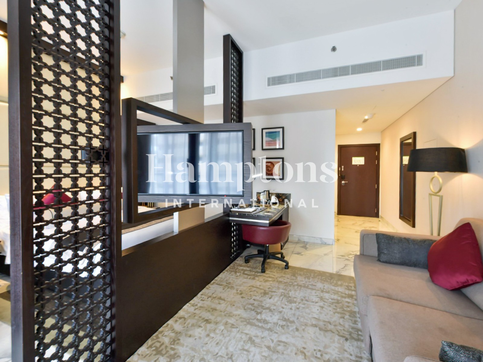 Modern Studio | Hotel Managed | Near Metro