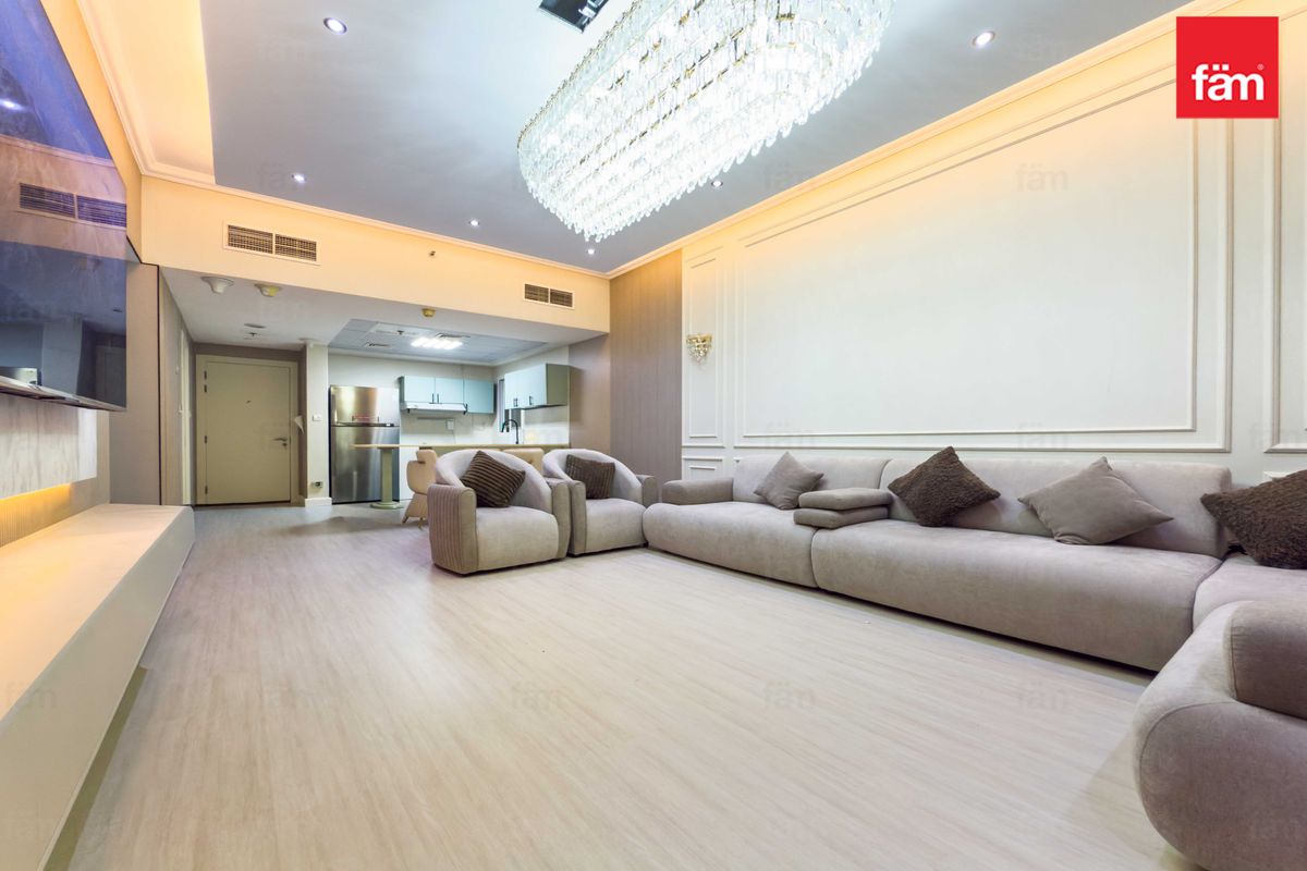 High End 2BR | Fully Furnished & Fully Upgraded