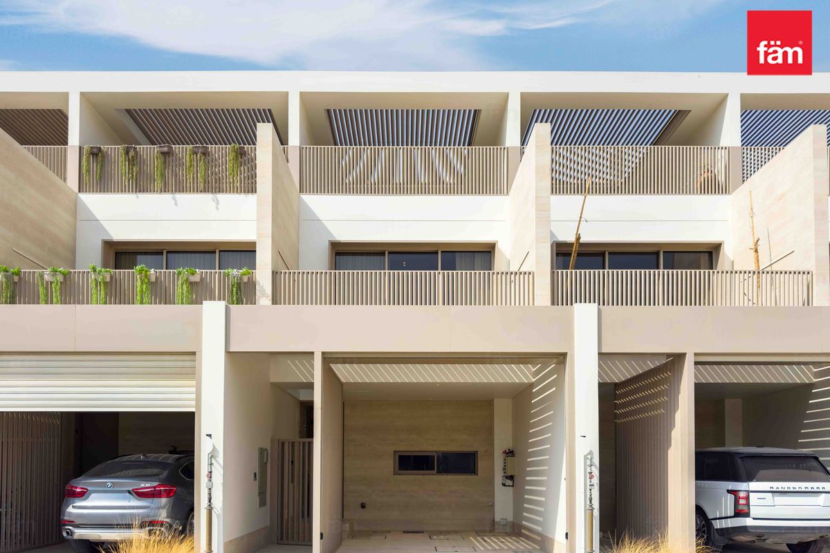 Single Row | 2 BR + Maid | Terrace & Pool