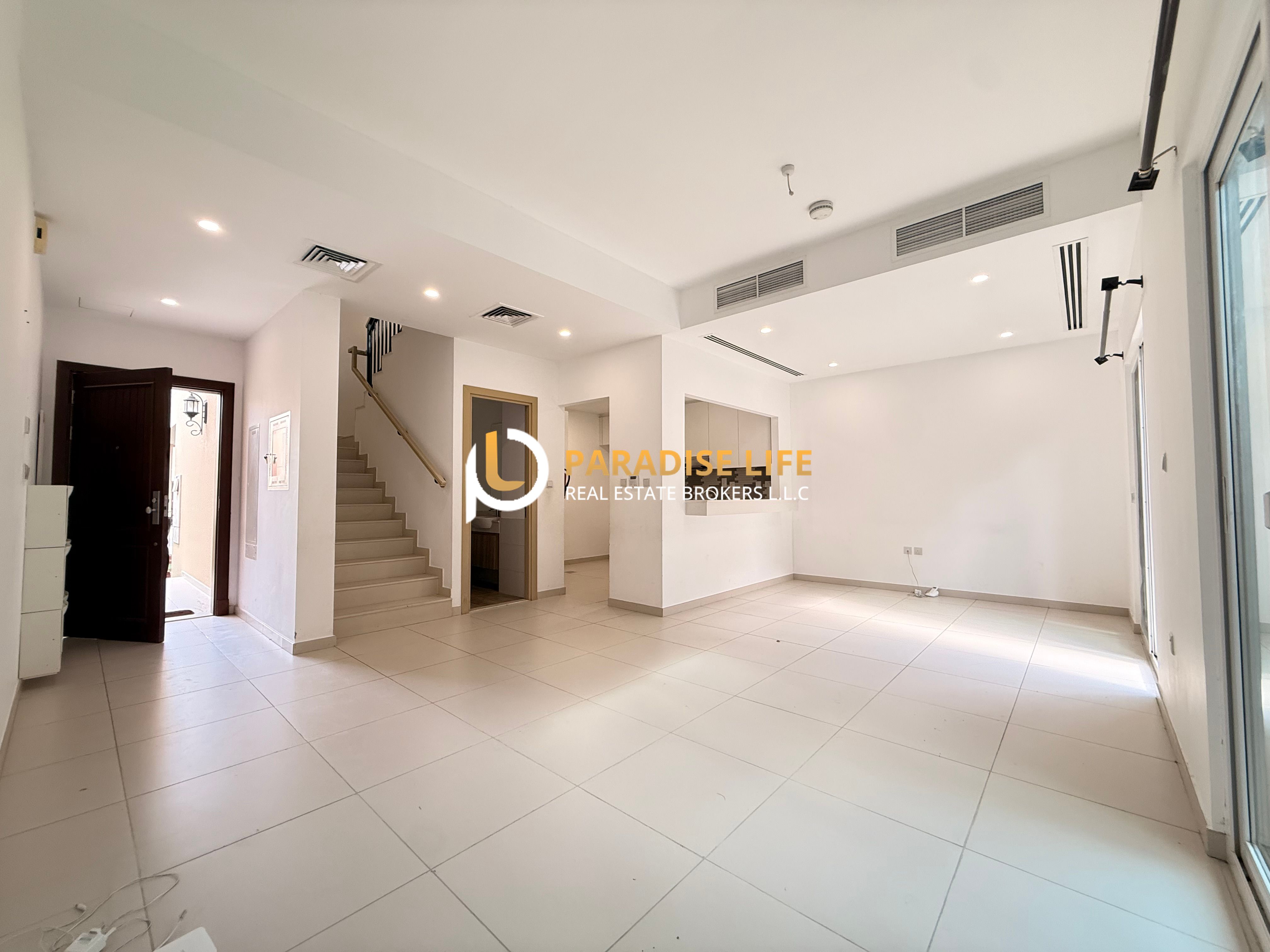 ONE OF ONE-3 BEDROOM PLUS MAIDS - BIG GARDEN - COVERD PARKING- HIGH QUALITY-READY TO MOVE IN