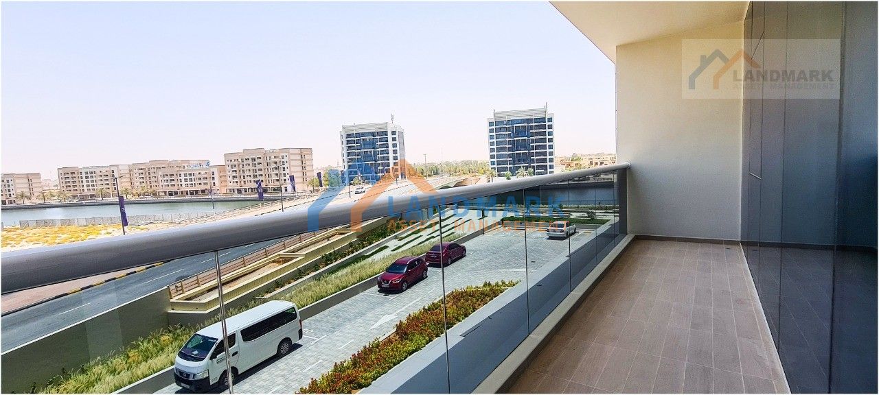 Spacious 1 bedroom apartment in Gateway 1,unfurnished