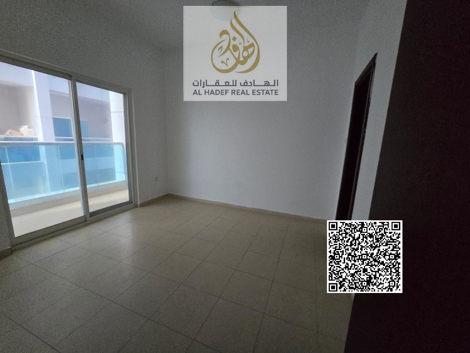 Two rooms, two bathrooms with a balcony, opposite Grand Mall and the Governor's Palace