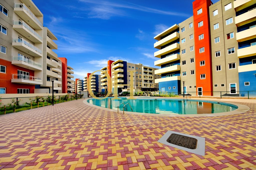 Vibrant Community | Modern Unit | Well Maintained