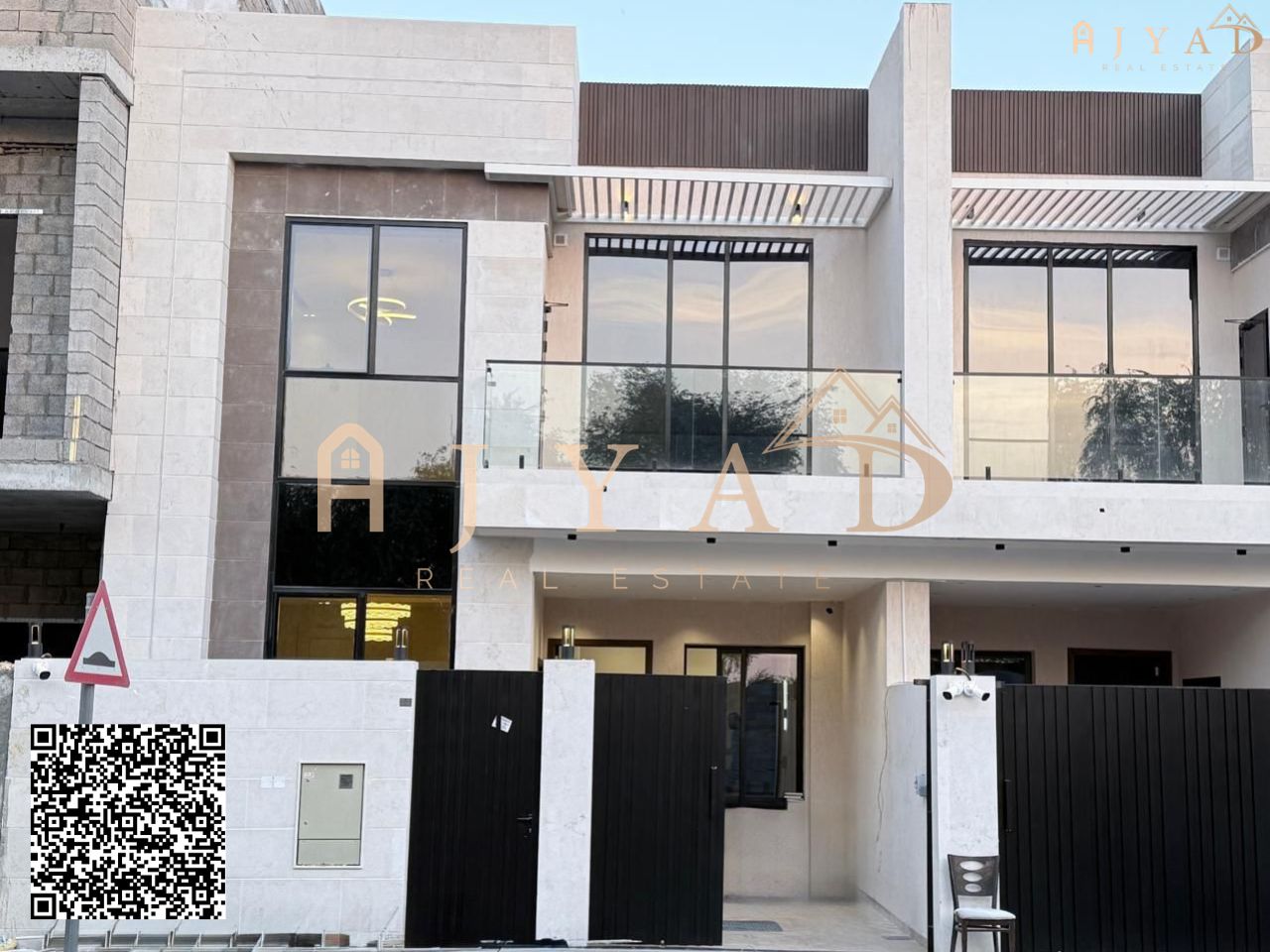 Luxury 4-Bedroom Villa with Double-Height Entrance | Prime Al Yasmin Location
