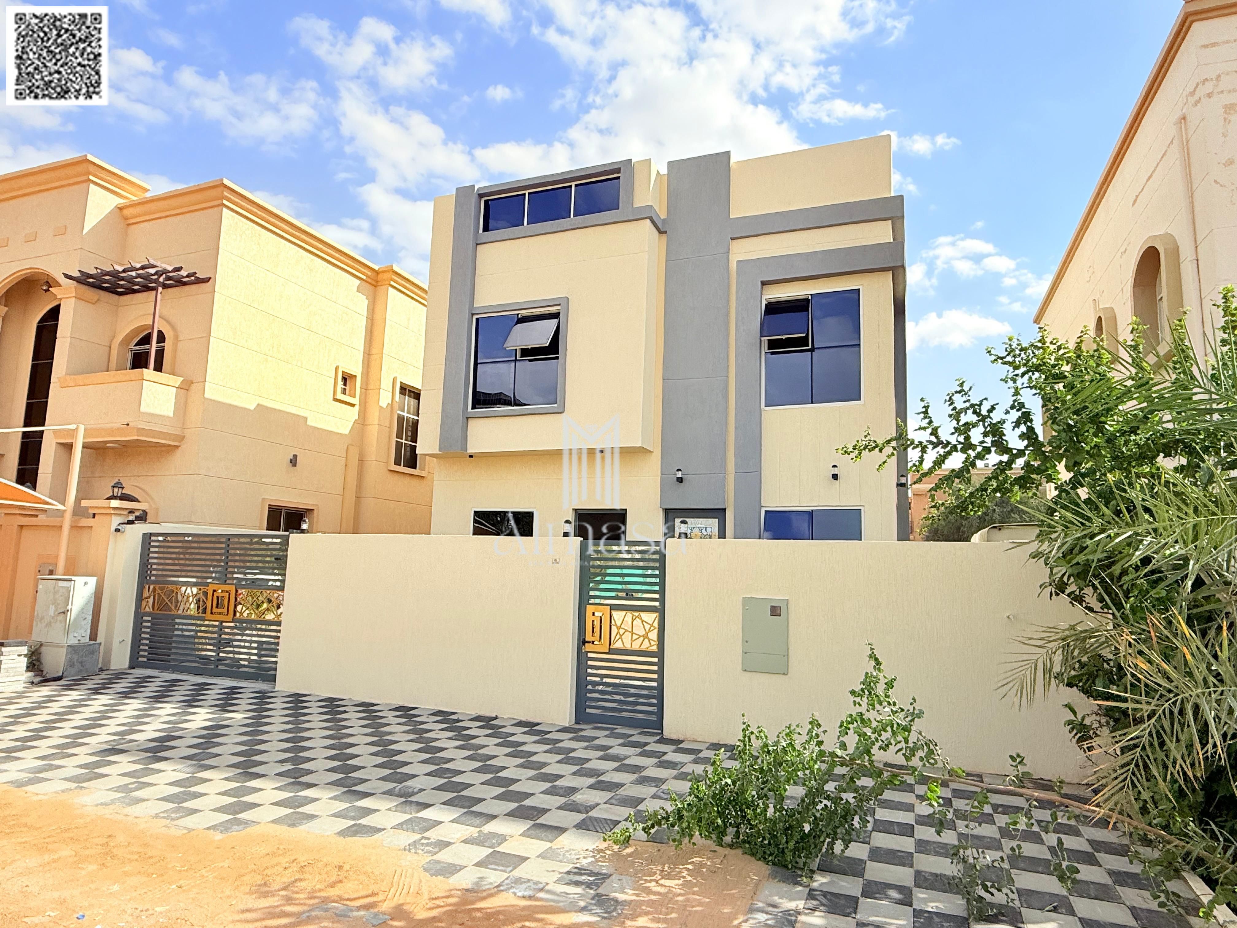 A unique opportunity to own a modern two-story villa with a spacious courtyard at an attractive price. Prime location opposite a mosque.