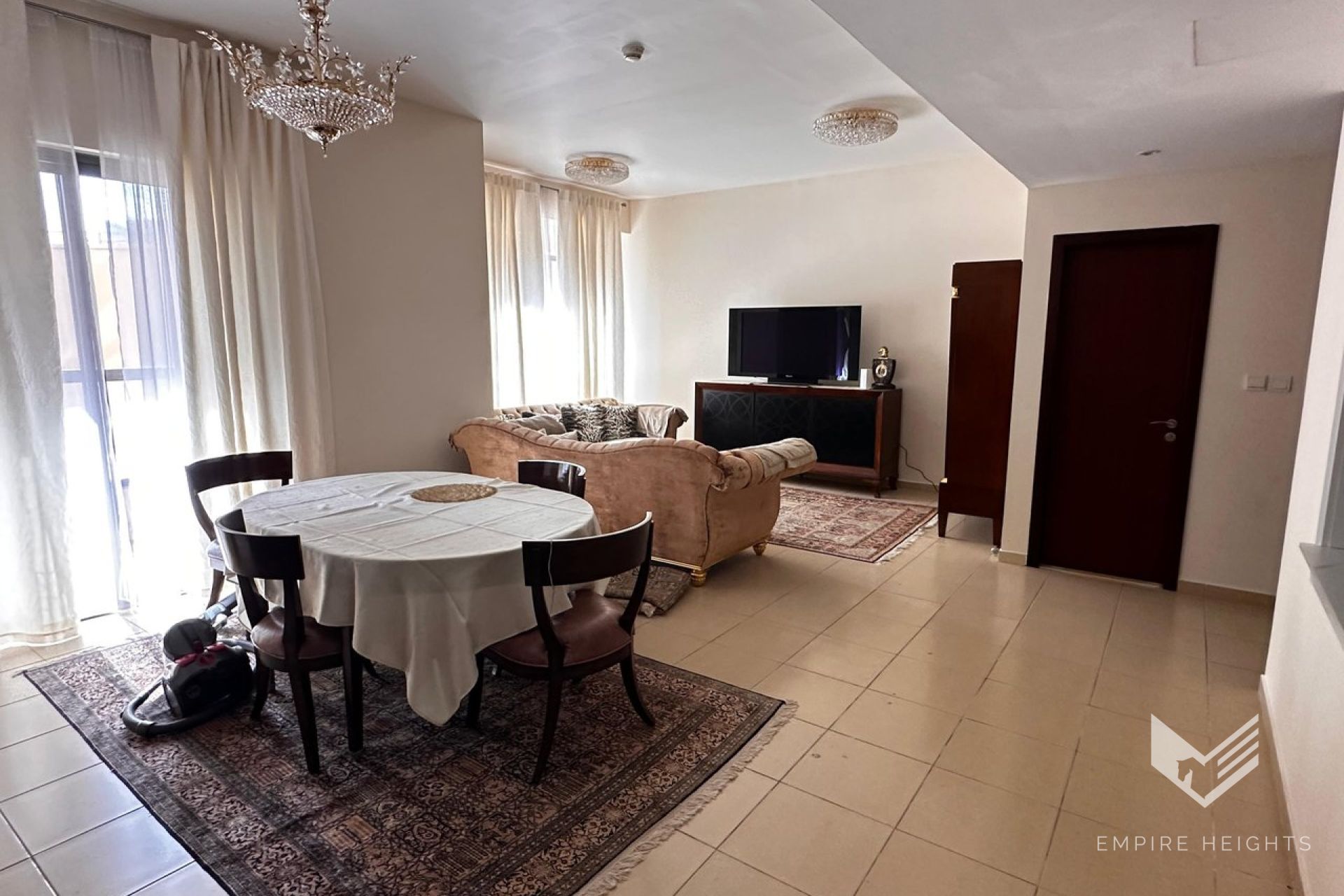 Big Lay-out | Prime Location | Furnished