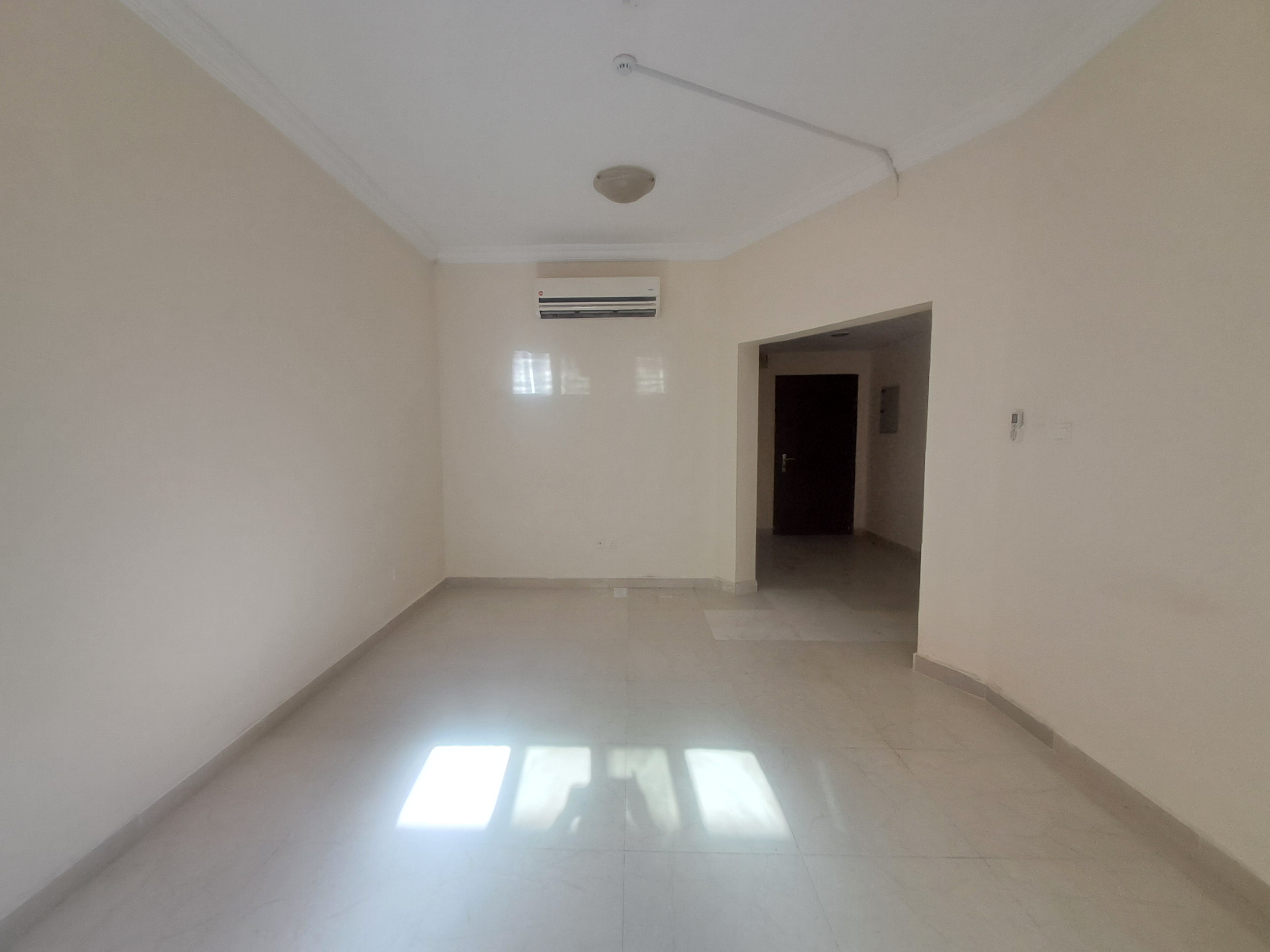 Amazing offer 2bhk apartment just in 38k ready to move