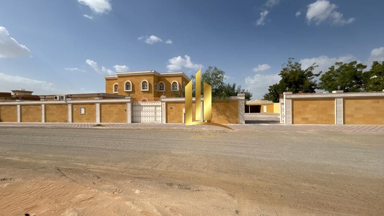 Villa for sale in Al Qarain 2, prime location - Sharjah