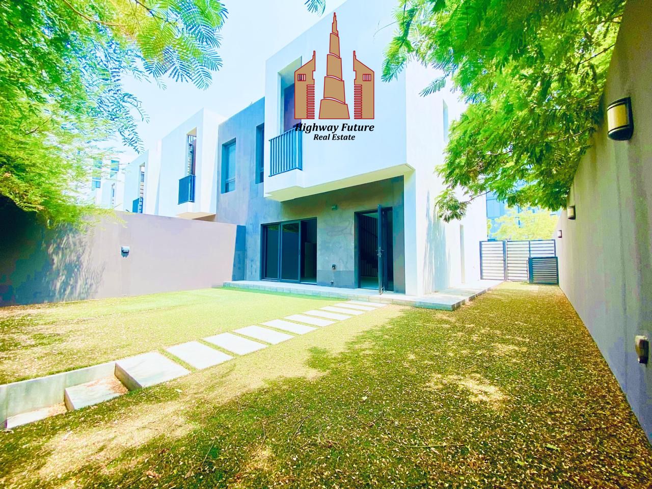 Luxurious Lavish 3bhk Town House + Maid Room + Big Backyard in Sarab Community
