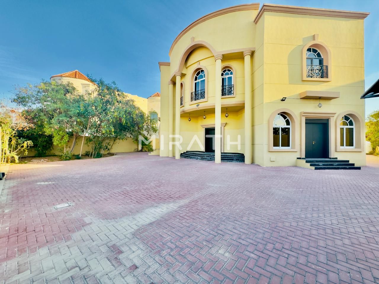 Elegant High‑End 5BR Villa | Immaculate Finish & Private Garden | Barsha South 2