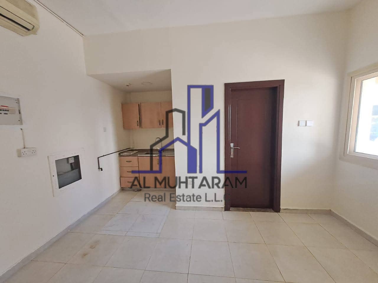 Luxury studio side kitchen