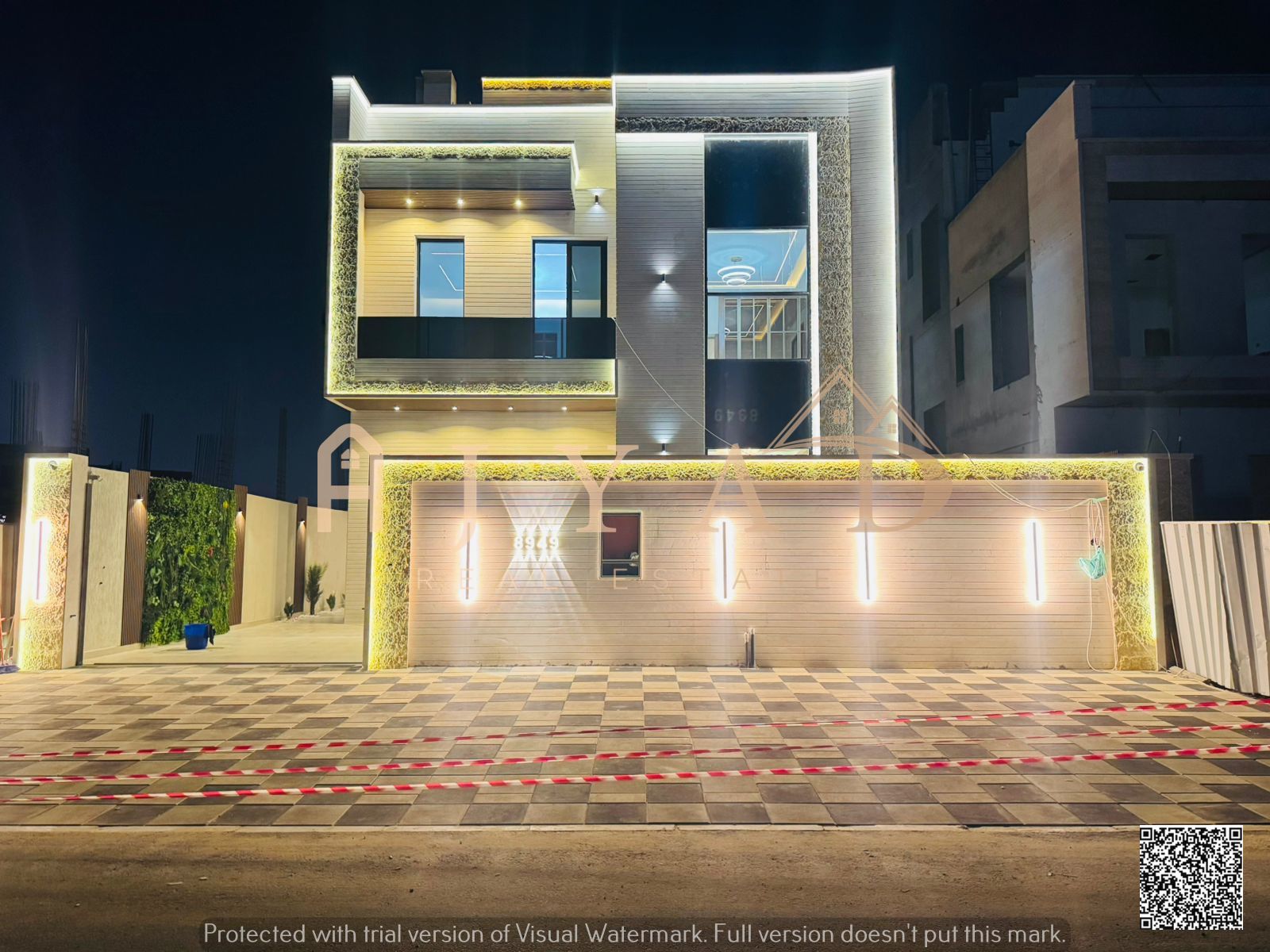 Your dream villa, including registration and ownership fees. Two floors and a rooftop terrace, close to all amenities and very near Sheikh Mohammed Bi