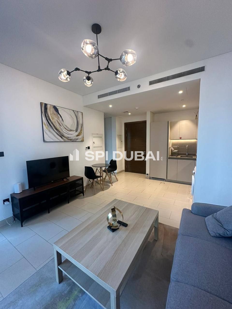 Prime Location I Middle Floor I Pool View