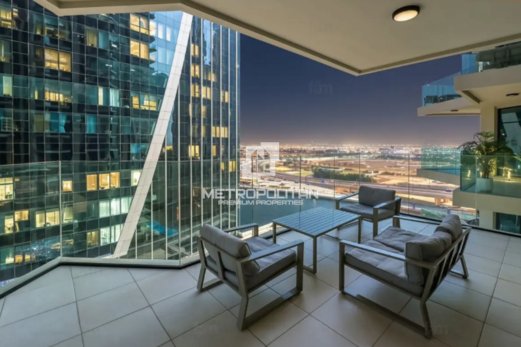 Fully Furnished | Pool and Canal View | Near Metro