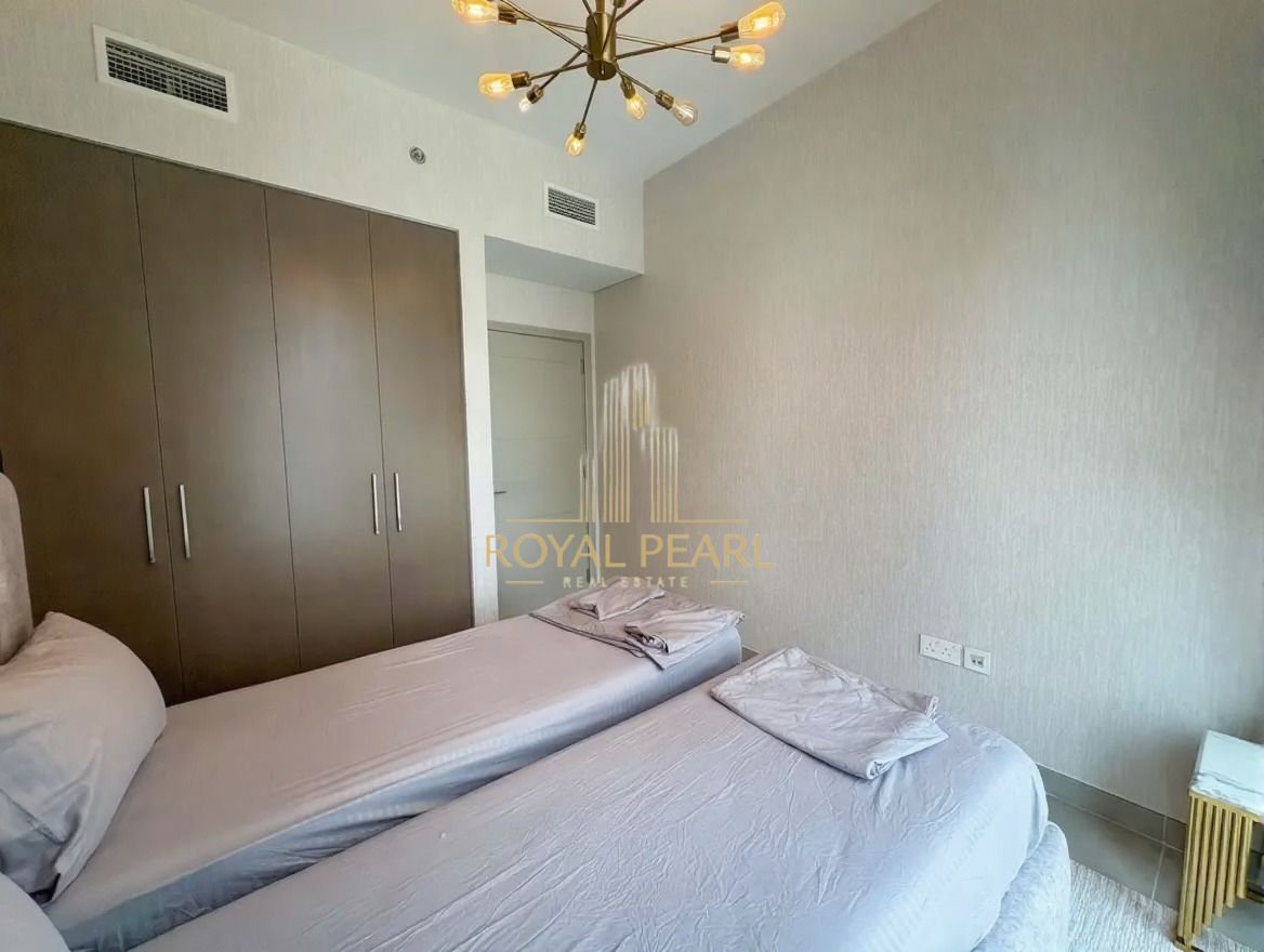 BURJ KHALIFA VIEW/FURNISHED/HIGH FLOOR/PRIME LOCATION