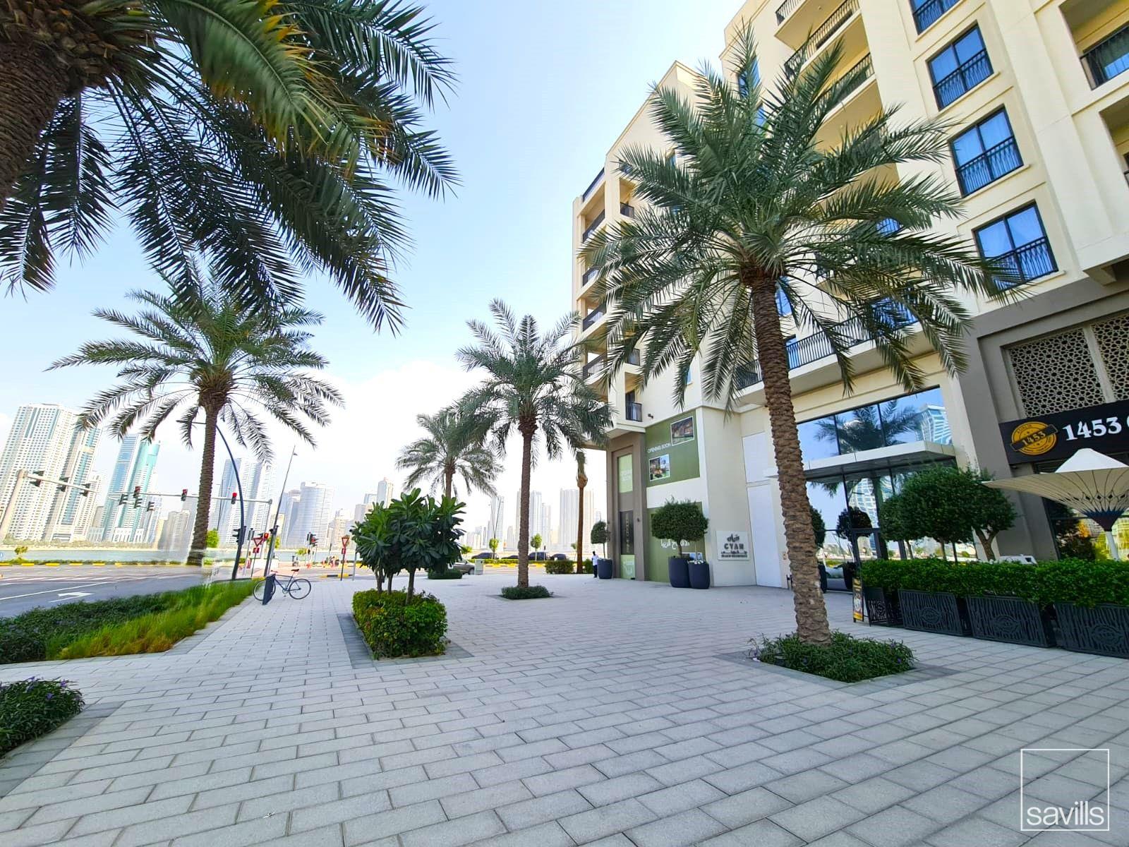 Luxurious 2BR | Skyline Stunning Serenity