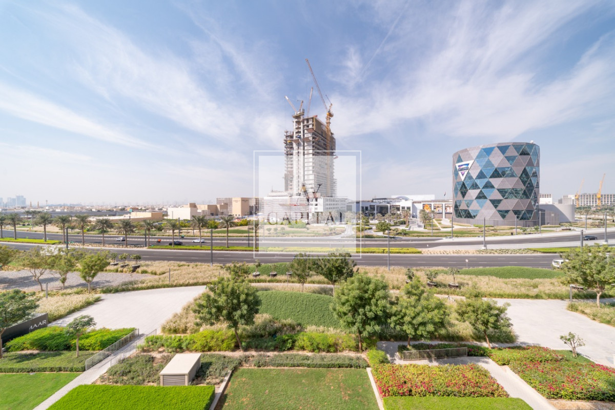 Stylish 2BR Apartment | Low Floor | Sunset Views