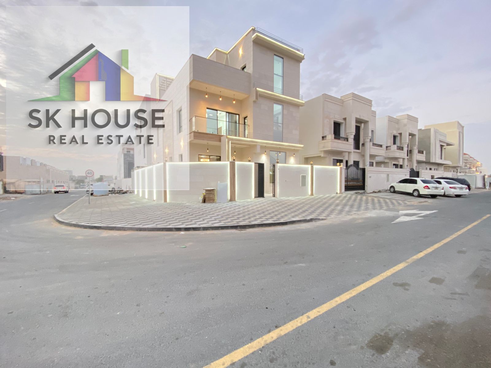 MODERN,LUXURIOUS CORNER VILLA FOR SALE IN AJMAN