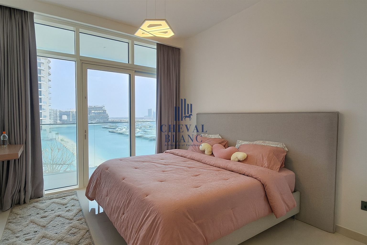 Luxury 3 BHK Apartment | Furnished | Beachfront