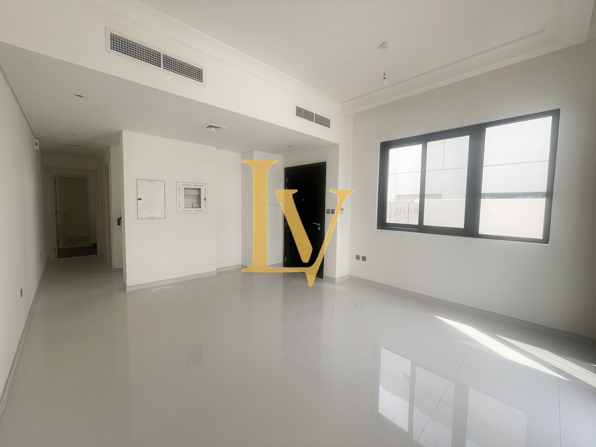 3BR + Maid | R2EM | Single row |Desert view |