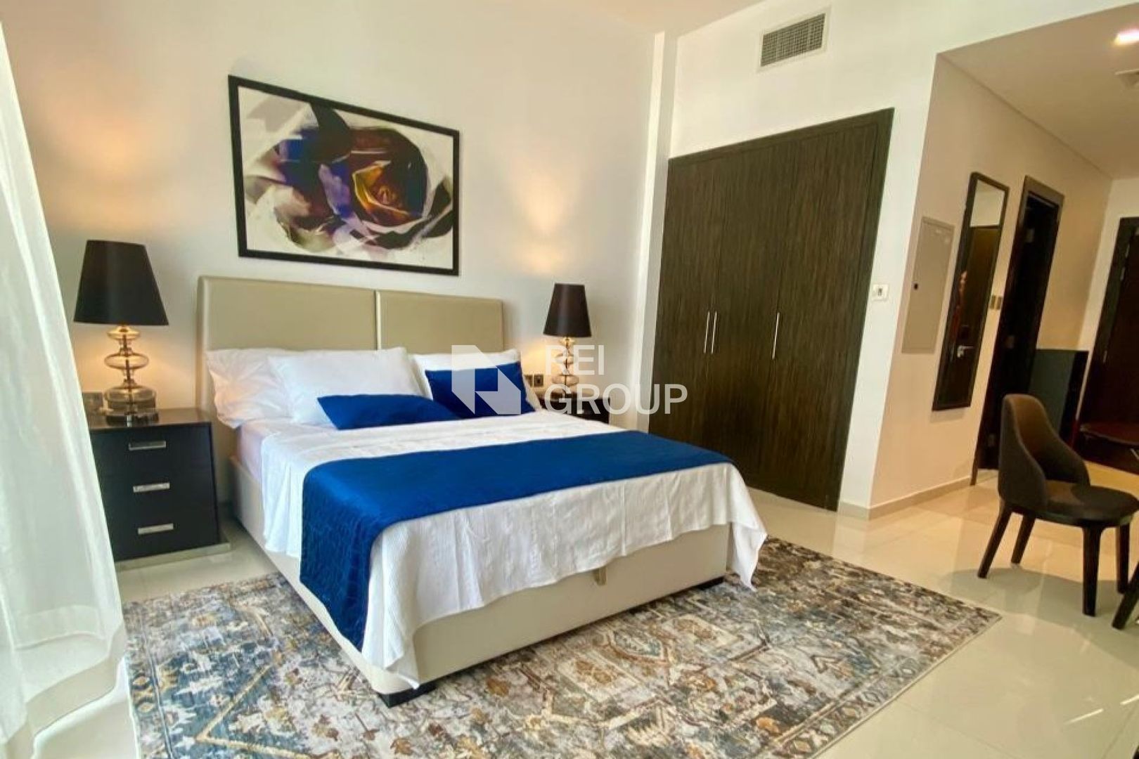Fully Furnished | Huge Layout | Golf Course View