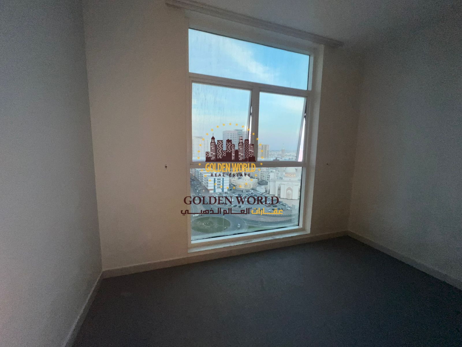 Panoramic 2BHK with balcony & parking in Al Taawun, 2 master bedrooms, 3 bathrooms, store room, direct Dubai exit, AED 62,000.