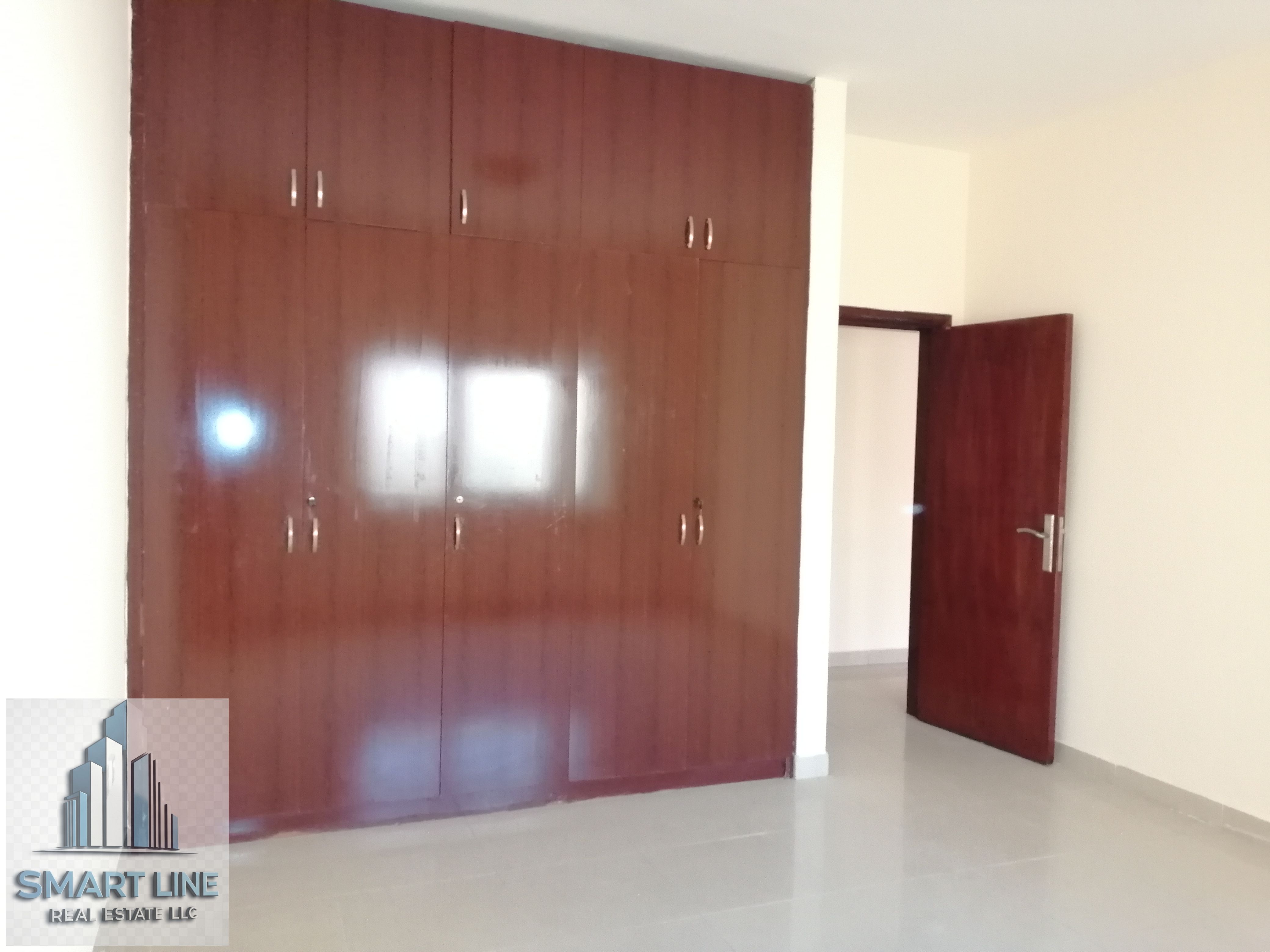 Limmited Offer* Spacious 3 Bedroom Hall With Balcony And Nice Finishing Only 55k by 6 Payments