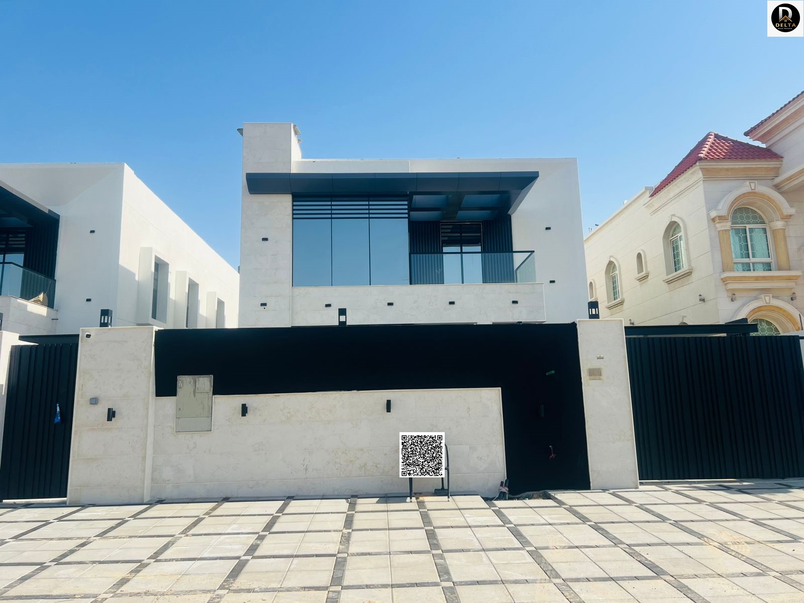 Luxury villa with a modern design, 5000 sq ft, with a garden, behind Ajman Academy. Price includes air conditioning, electricity, and water. Negotiabl