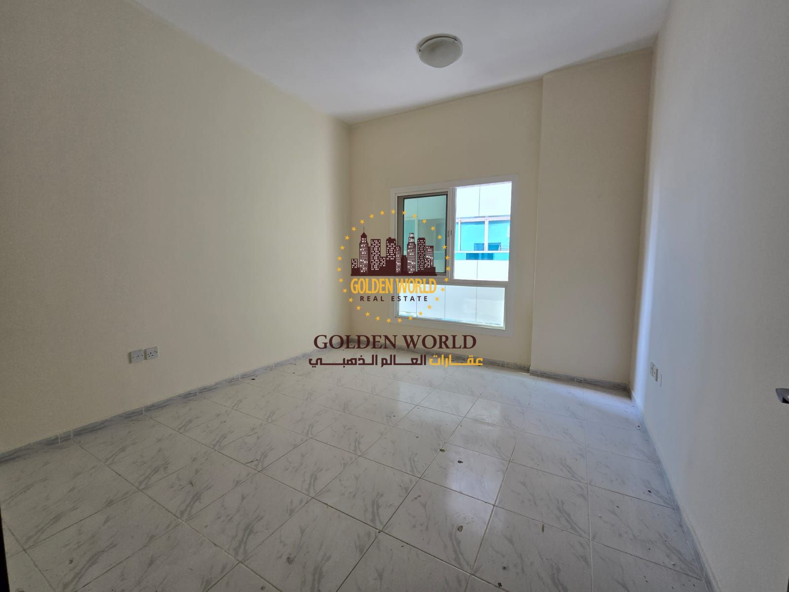 3BR apartment with living room in Al Majaz 3, 3 bathrooms, pool, balcony, open view, parking. Rent AED 48,000, 4 or 6 cheques.