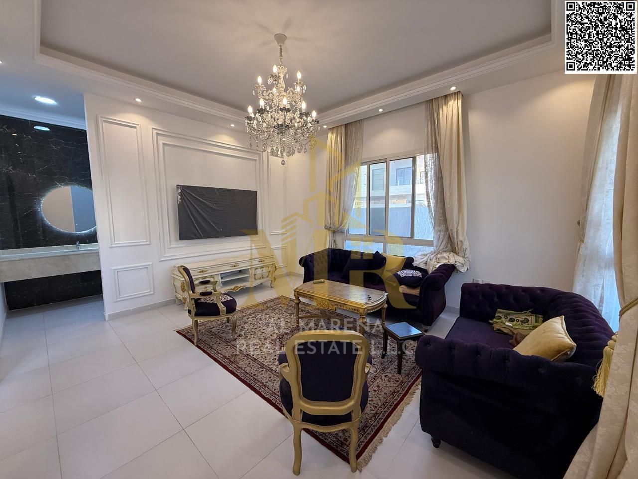 Luxury corner villa in Al Yasmin, 4 master bedrooms, all services included, ready to move in