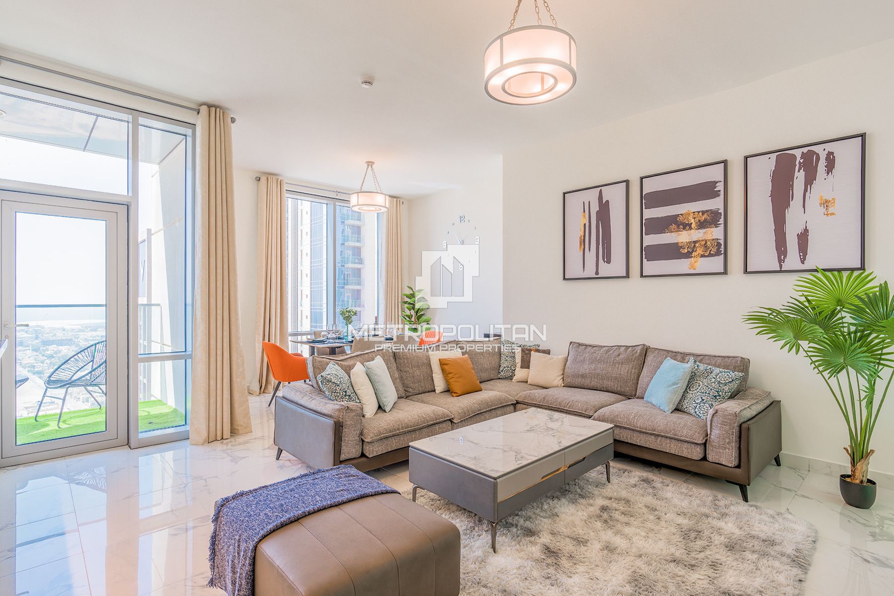 Elegant 2 BR I Canal View I Fully Furnished