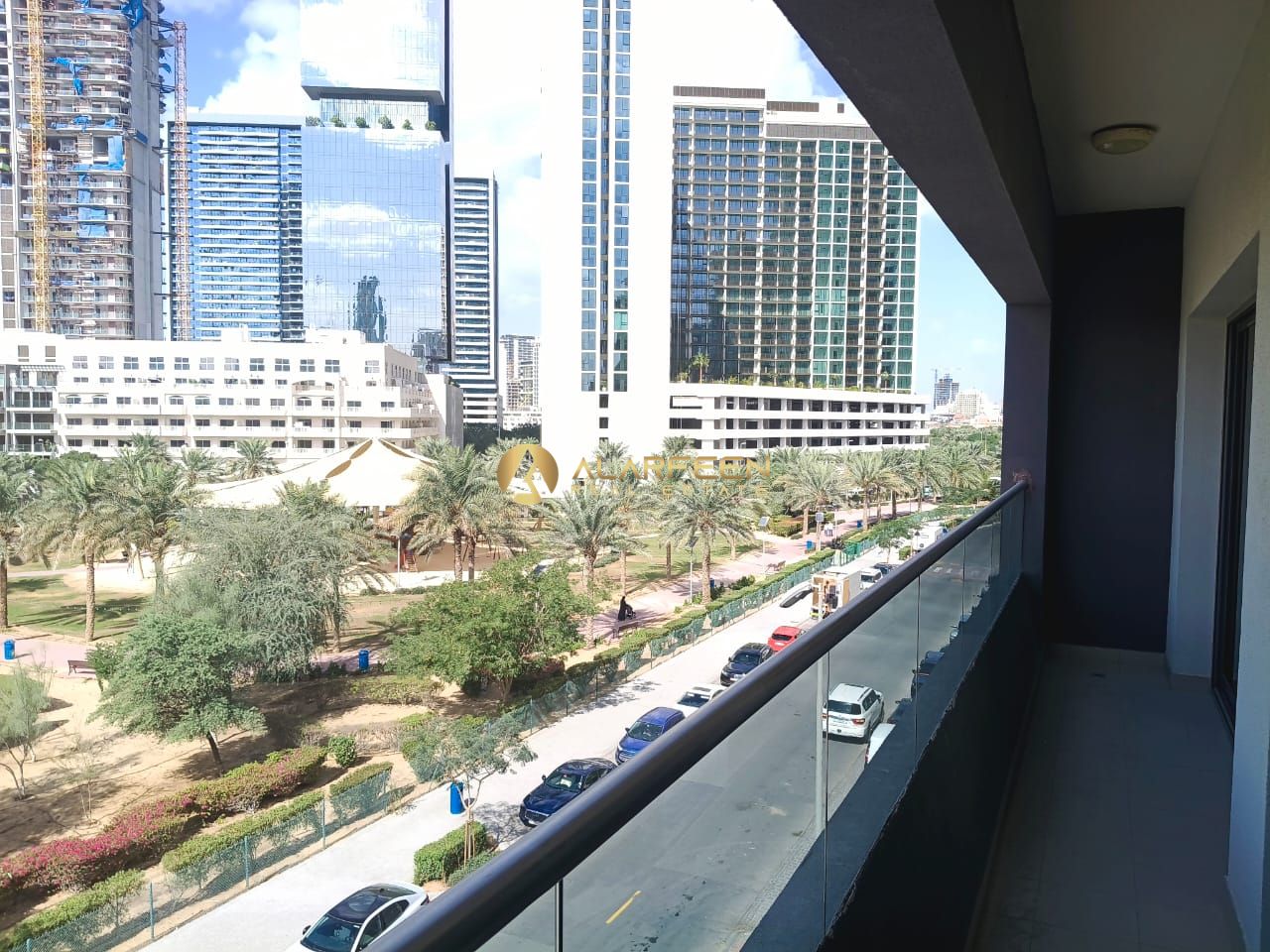 Spacious 1 BHK with Park View | Chiller on DEWA