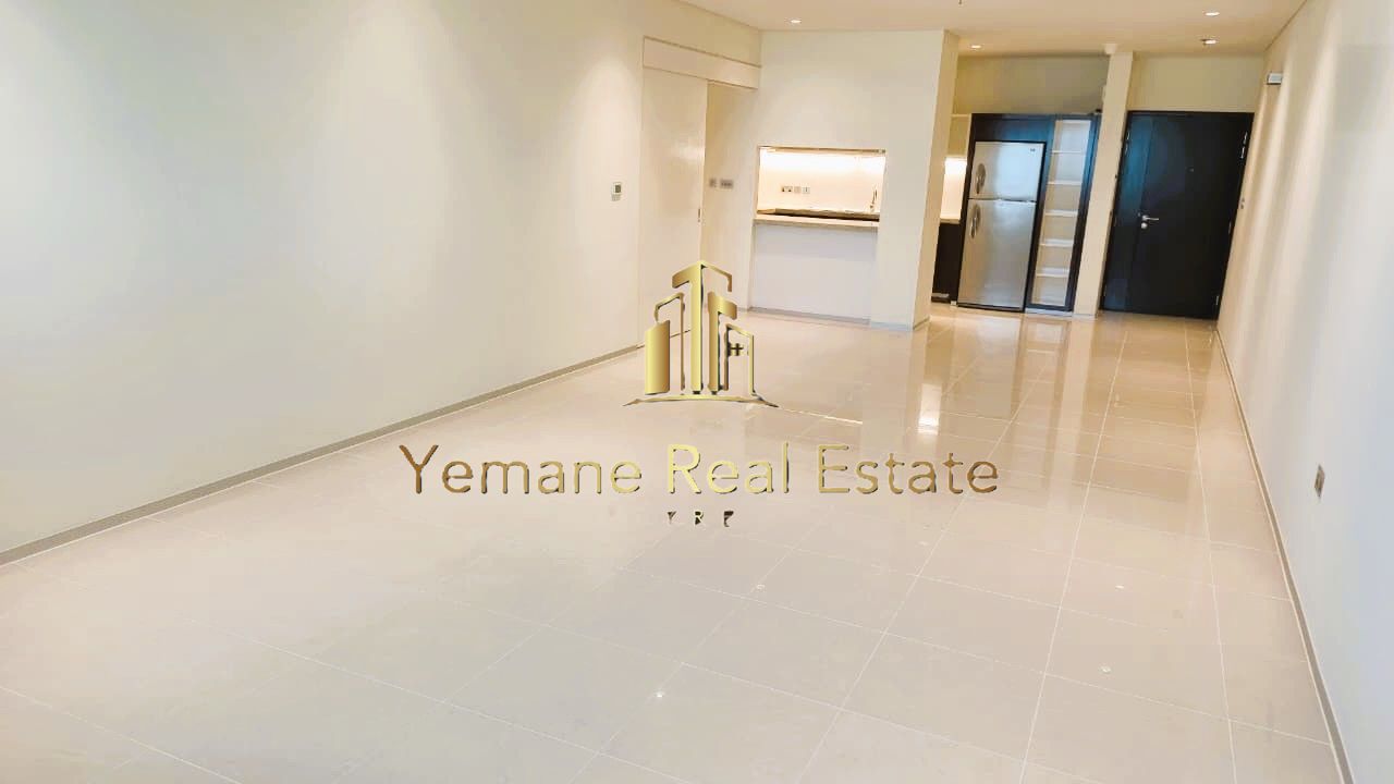 Unfurnished / Prime Location / Good Building / Near Metro
