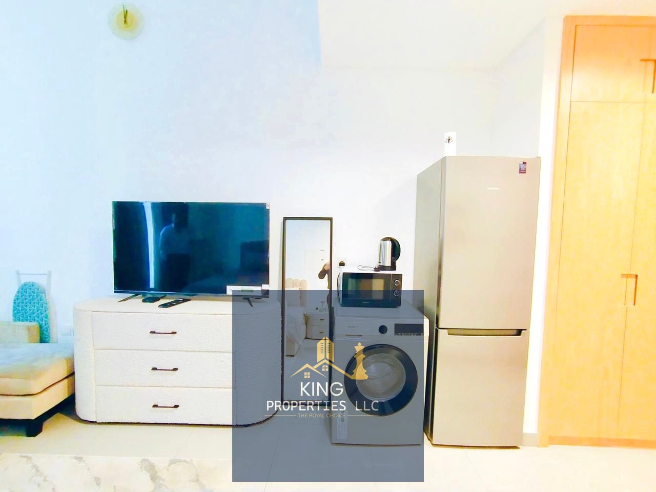 Spacious furnished studio for rent Al mamsha Sharjah