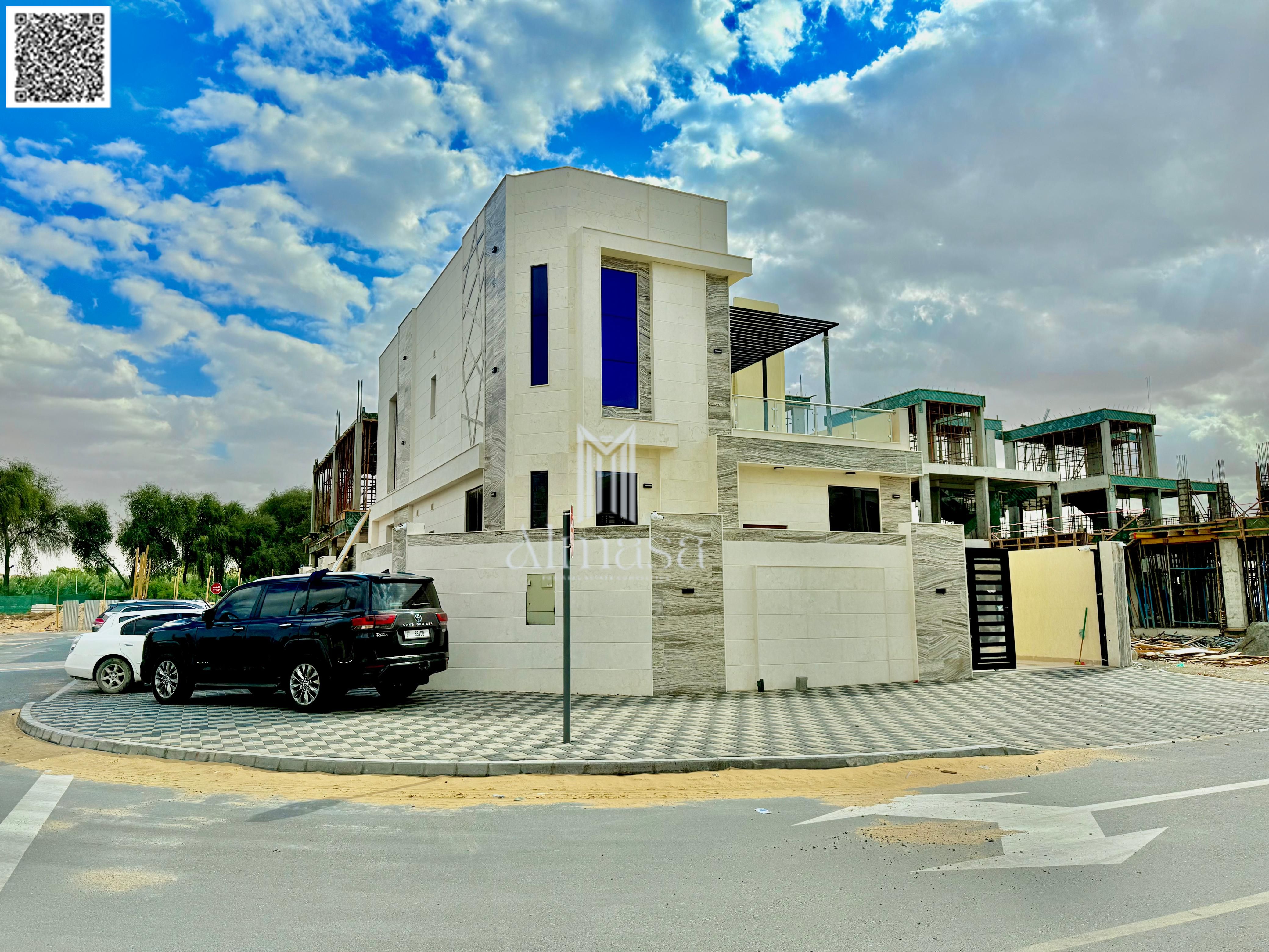 For sale: Corner villa with high-end, personalized finishing at a special price, including registration and ownership fees, in Al-Haliyo 2 area