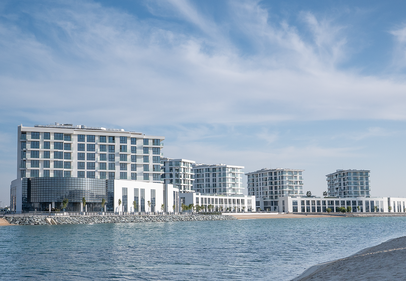 Stunning Beachfront Studio in Blue Bay Walk