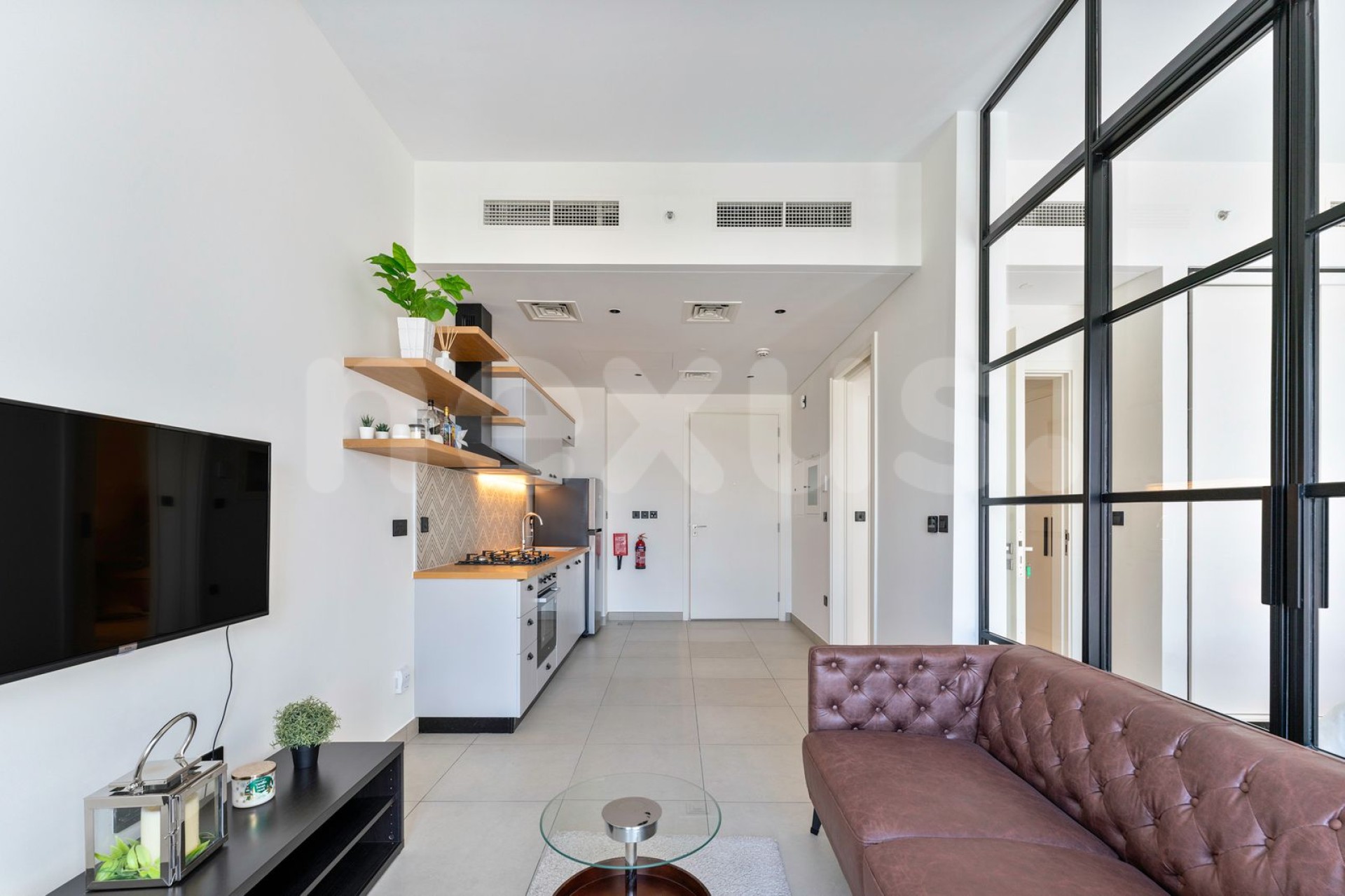 Stylish 1BR | Pool View | Chiller Free | Bright