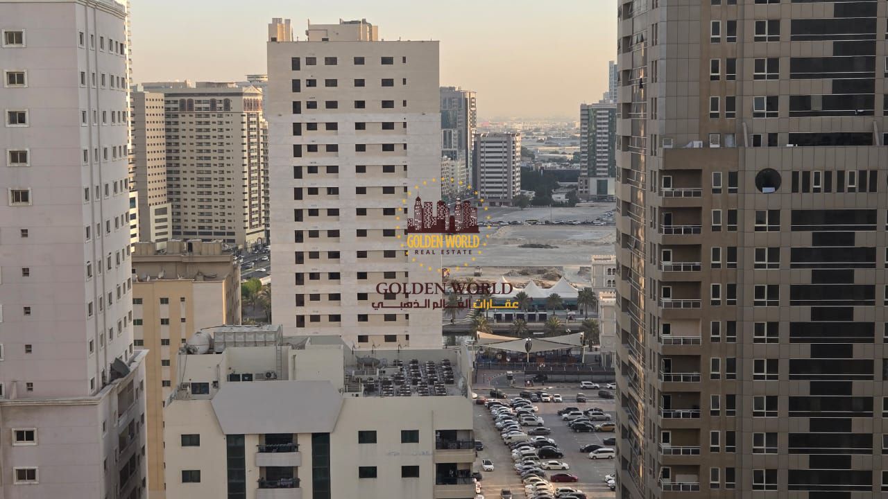 1BHK in Al Khan, Sharjah, excellent apartment close to all services, convenient location and great price, annual rent AED 33,000.