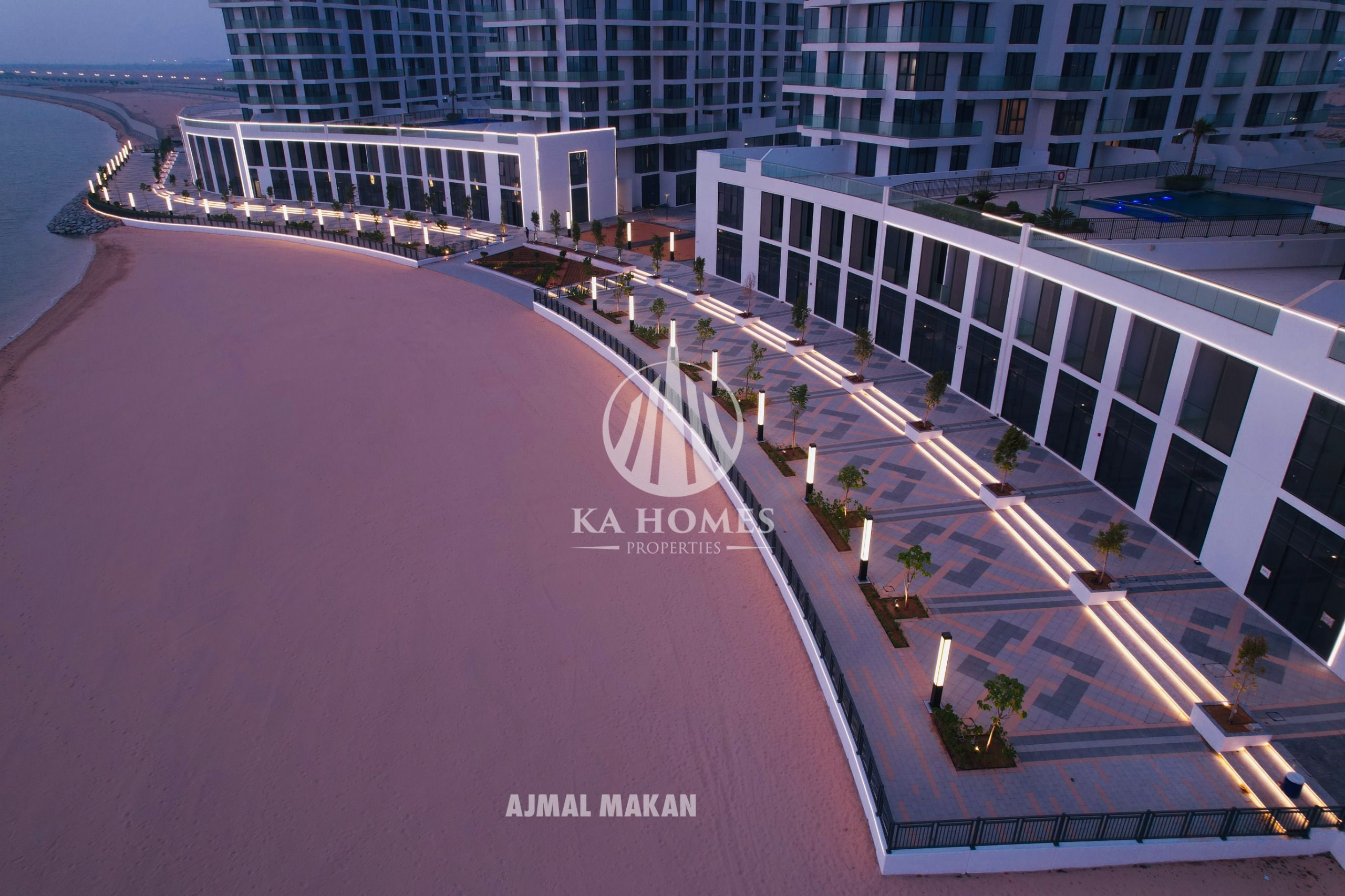 Luxury apartments with unique views, directly on the sea, in one of Sharjah’s finest locations.