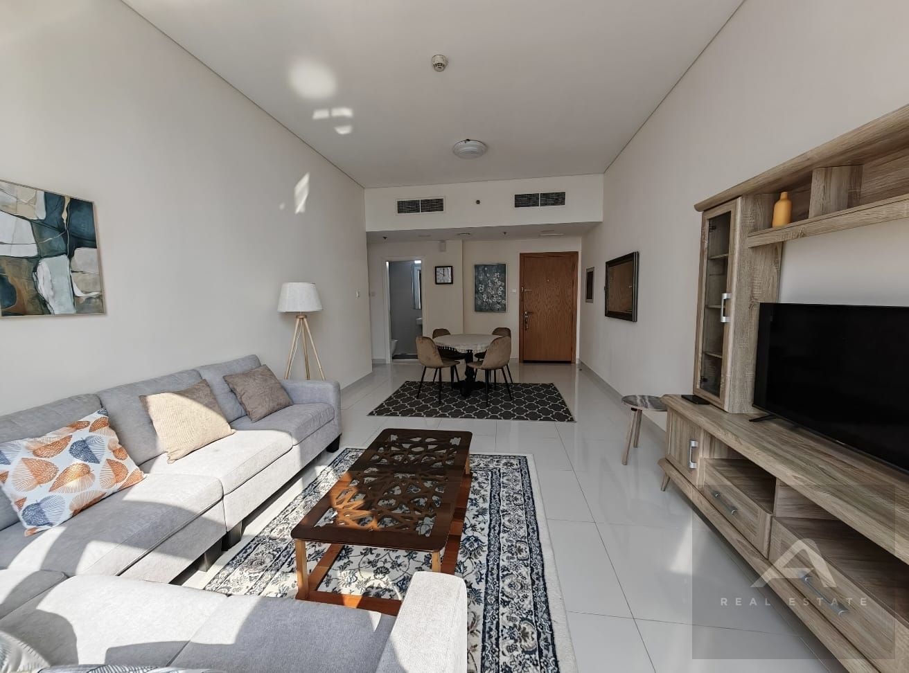 Furnished | Upgraded | Vacant | Ready to Move in
