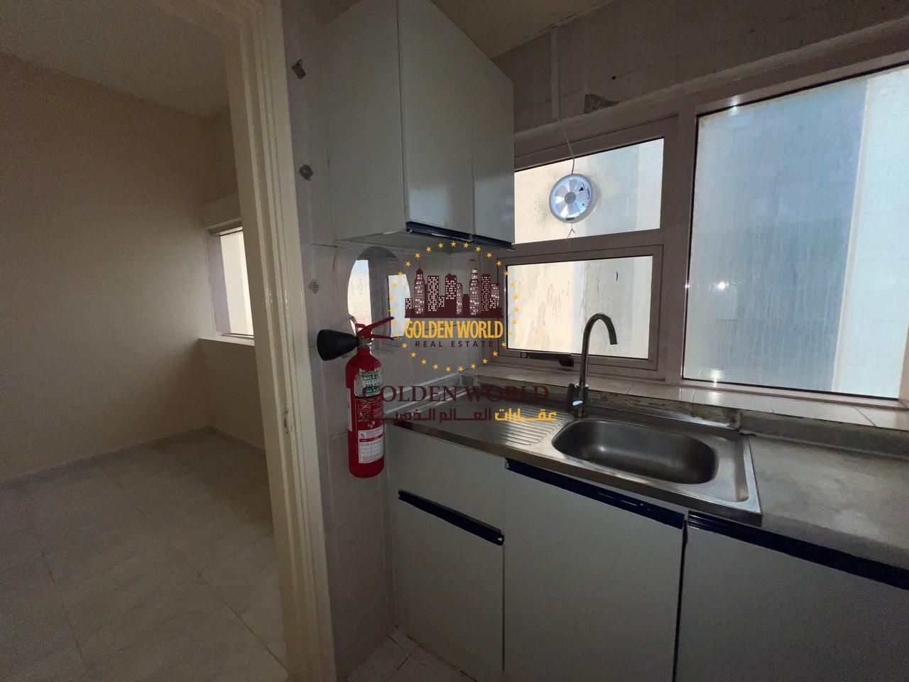 Modern Studio with Parking in a Prime Location Near Key Amenities