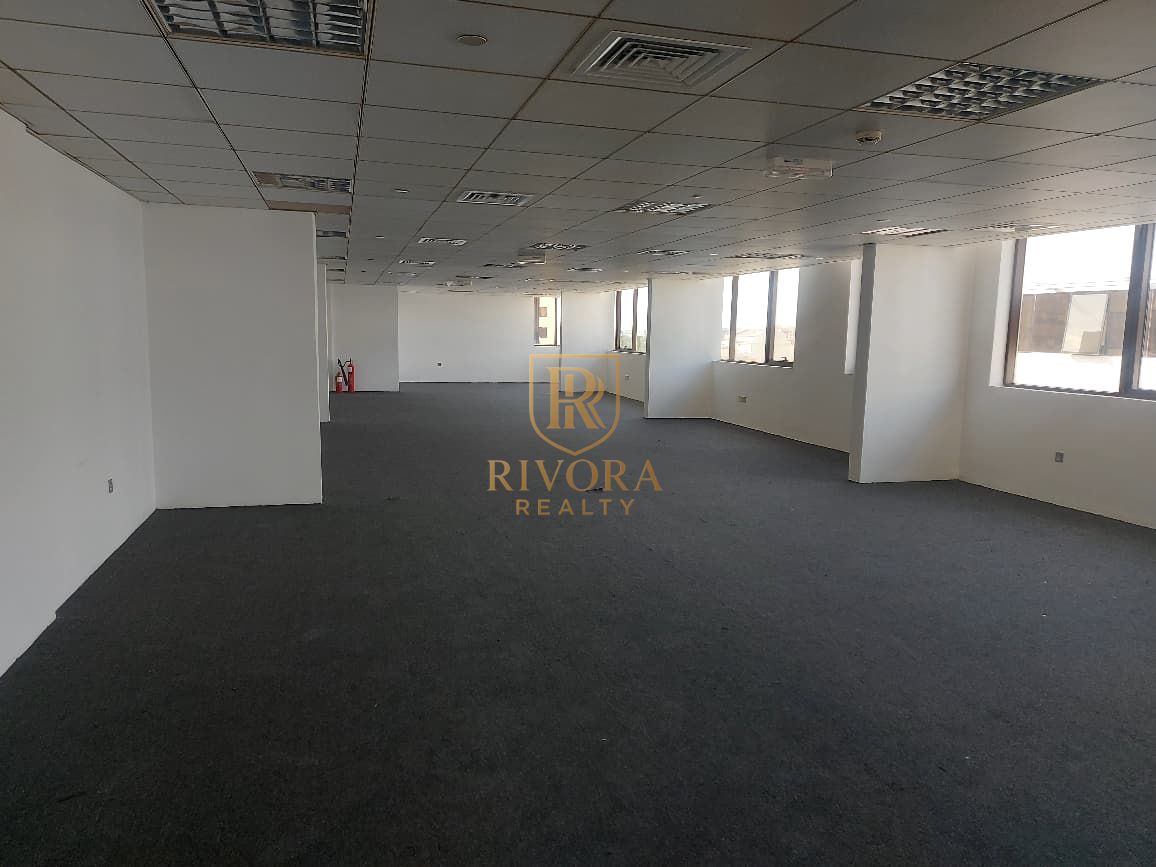 FULL FLOOR I SEMI-FITTED I AFFORDABLE PRICE