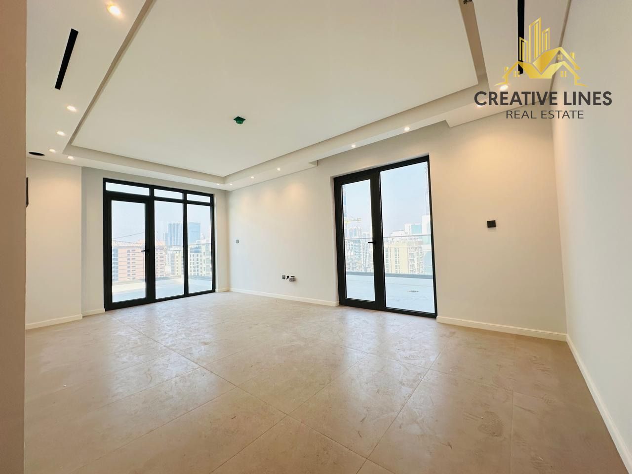 BRAND NEW / 3-BED PENTHOUSE / 2,644 SQ. FT