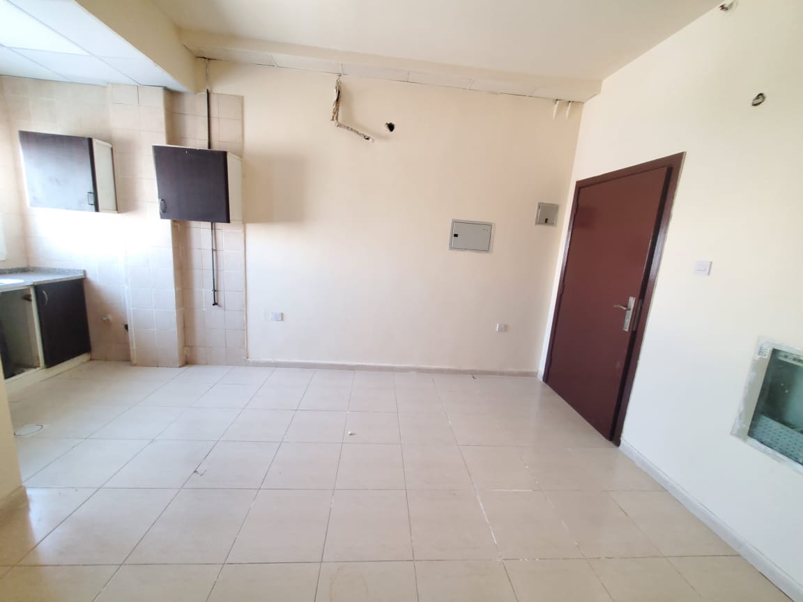 NEAR MUWAILAH PARK GOOD SIZE STUDIO FOR FAMILIES ONLY