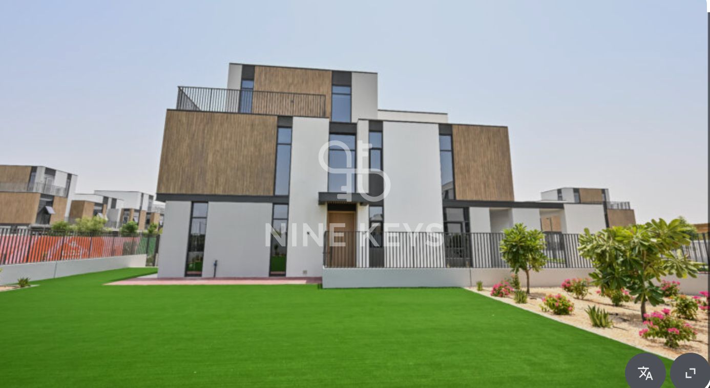 4BR+Family+Maid | G+2 | Pool View | Big Plot | 4B2