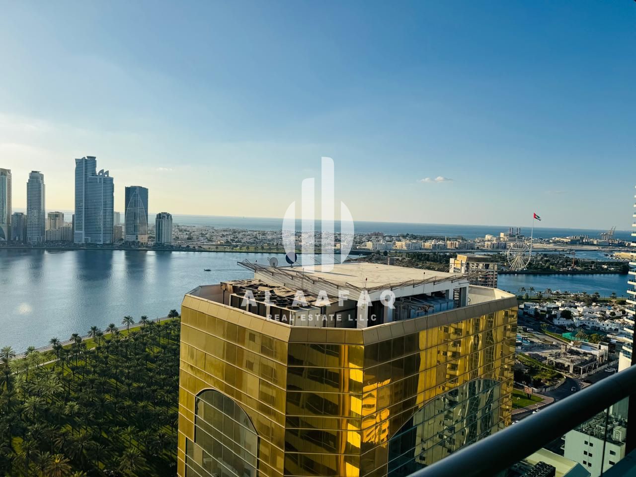 Spacious 3BHK| Master Bedroom| Sea View